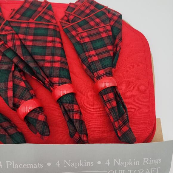 VTG QuiltCraft 12 Piece Set of Placemats Napkins Rings Red Plaid New in Package - Picture 6 of 10
